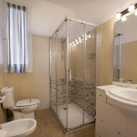 Valencia 3*
