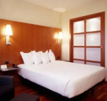 Aravaca Village 4*