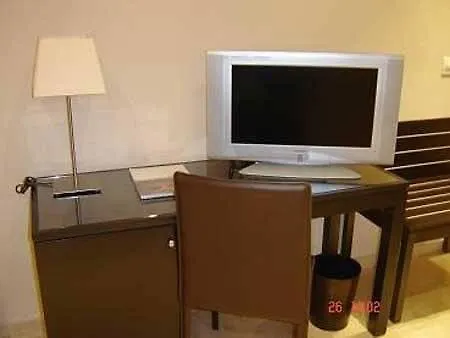 إيكس سويتس 33 3*