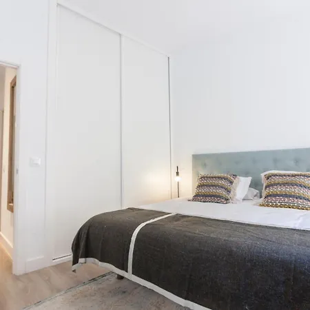 Canalejas En Apartment Madrid