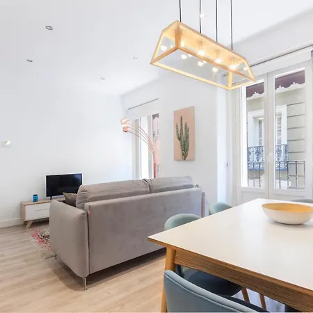 Mit House Canalejas En Apartamento *