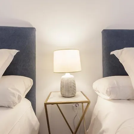Mit House Canalejas En Apartamento *