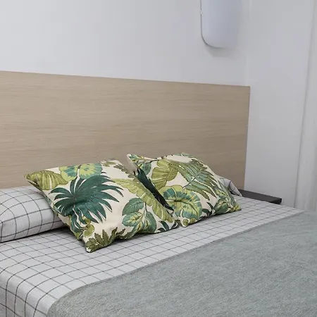 Guest house Castilla Ii Puerta Del Sol 2*