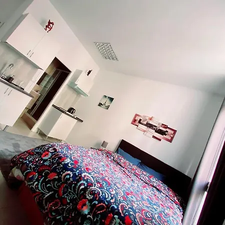 Parsa House * Madrid