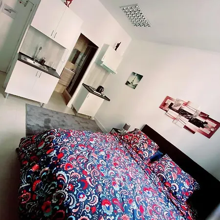 Parsa House Pensión Madrid