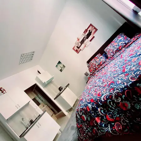 Parsa House *