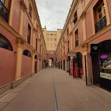 Ch Lumiere Guest house Madrid