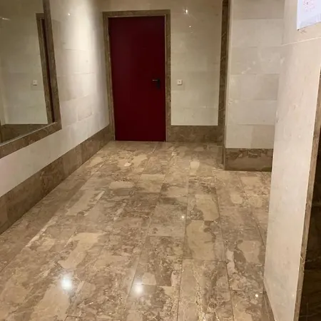 Apartamento Nuevo Cerca Del Autobus Y Metro Con Piscina *