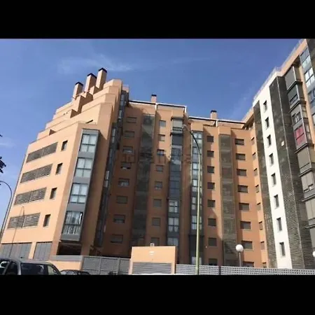 Apartamento Nuevo Cerca Del Autobus Y Metro Con Piscina Apartment *