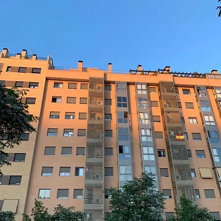 Apartment Apartamento Nuevo Cerca Del Autobus Y Metro Con Piscina