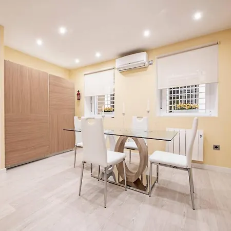 Charming Plaza De Espana Appartement