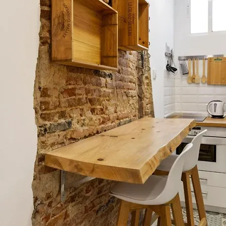 Designer 1 Bedroom In Chamberi