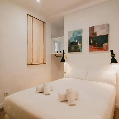 Apartment Charming Design Reina Sofia *