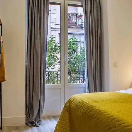 Apartamento En El Corazón De Madrid. +netflix :-) *