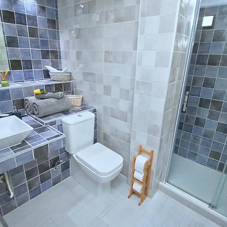 Apartamento P1 Aptos Cuatro Caminos Madrid