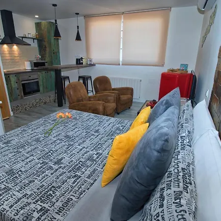 Apartamento P1 Aptos Cuatro Caminos Madrid