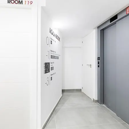 Hostal Blasco de Garay 61B Hostal