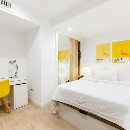 Hostal Blasco de Garay 61B Hostal