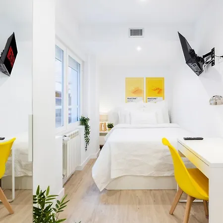 Hostal Blasco de Garay 61B Hostal