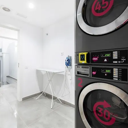 Hostal Blasco de Garay 61B Madrid