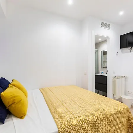 Hostal Blasco de Garay 61B Hostal Madrid