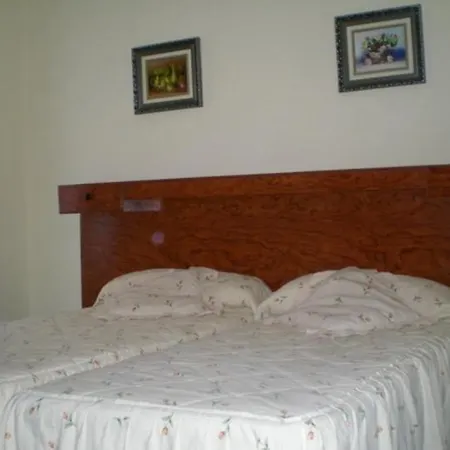 Moncloa Gasthof 2*