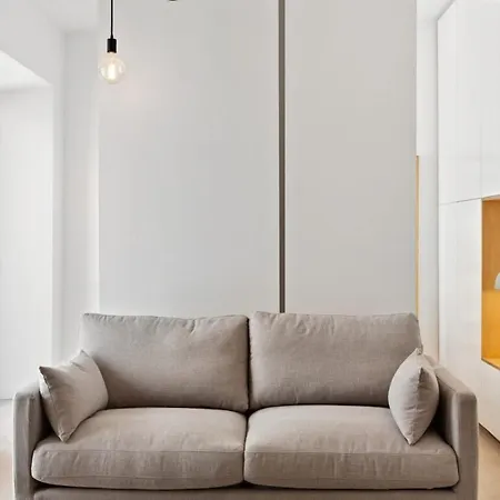 Modern 1 Bedroom Near Lavapies Madrid