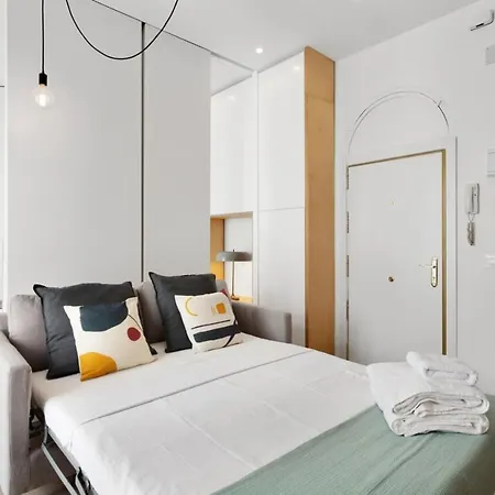 Modern 1 Bedroom Near Lavapies Madrid
