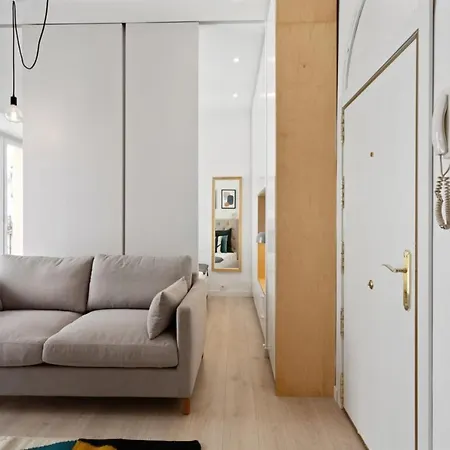 Apartment Modern 1 Bedroom Near Lavapies Madrid