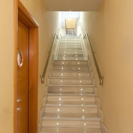 4c Bravo Murillo Hotel 2*
