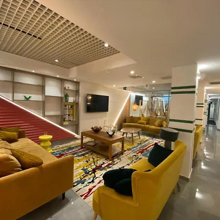 Hostal Blasco de Garay 61B Hostal