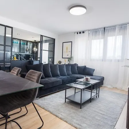 Apartment Edsam Black&grey *