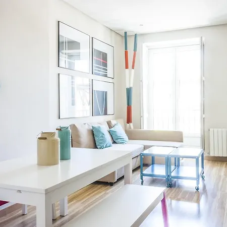 Mola Apartment