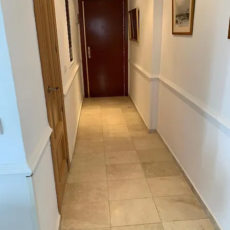 Apartamento Pisos Con Piscina De Temporada Corta Madri