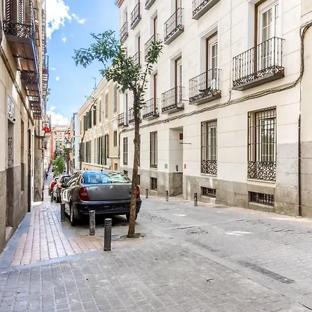 Limehome Calle De La Madera - Digital Access 3*