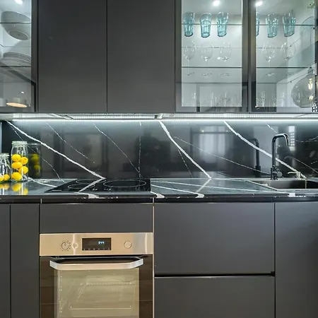 Edsam Black&grey Apartment *