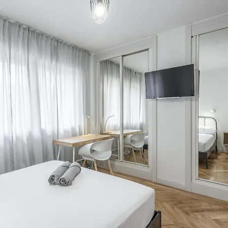 Room Urban Barajas 5 * Madrid