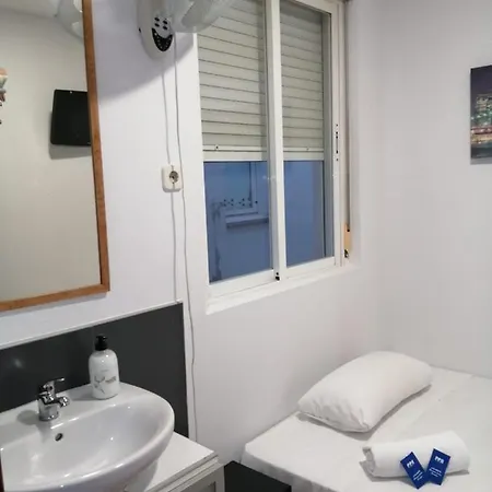 Hostal Velarde Madrid *