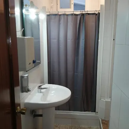 Aparthotel Hostal Velarde Madrid Madrid