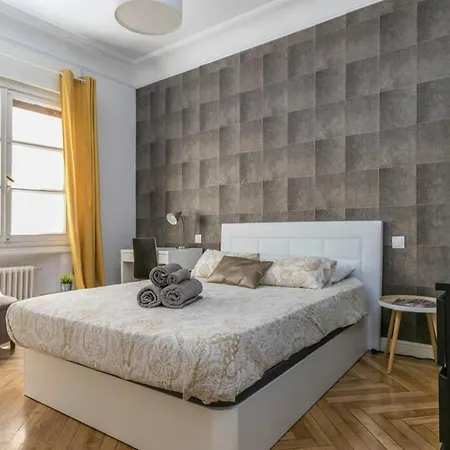 Apartment Homeabout Luxury Gran Via House *