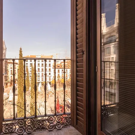 Santa Ana Boutique En Madrid