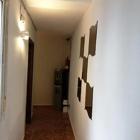 Aparthotel Hostal Velarde Madrid Madrid