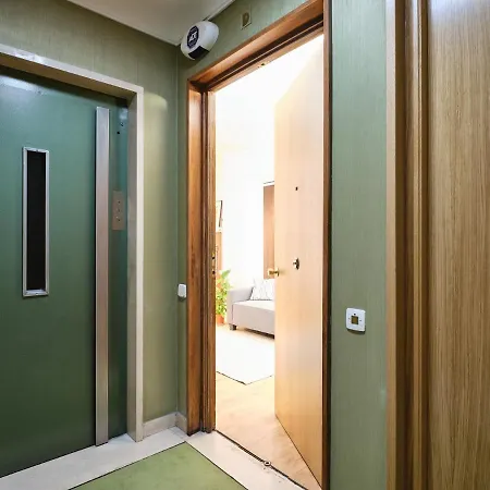 My - Fantastic At Moncloa For Students Apartment