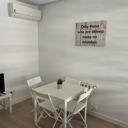 Moncloa-arguelles Nuevos Pisos Apartamento Madri