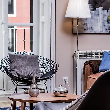 Habitat Latina Apartment