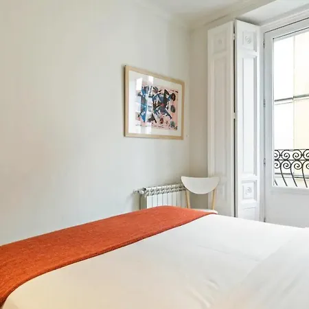 Bnbholder Charming & Stylish Iii Chueca Apartment *