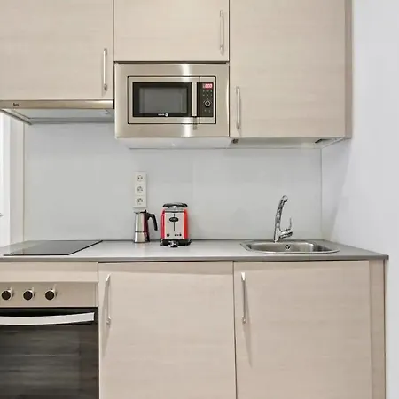 Apartment Bnbholder Charming & Stylish Iii Chueca