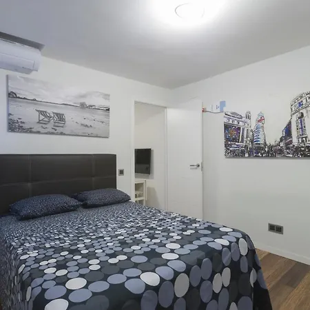 Pop Girl Callao 5 Wifi Free Temporada Workers Y Est Apartment Madrid