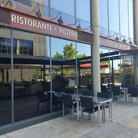 Bonito Apto Cinco Torres Plaza Castilla