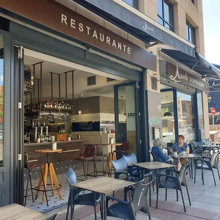 Bonito Apto Cinco Torres Plaza Castilla *